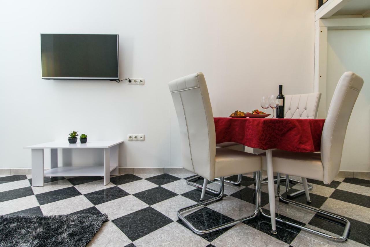 Studio Apartman Rea Trogir Exteriér fotografie